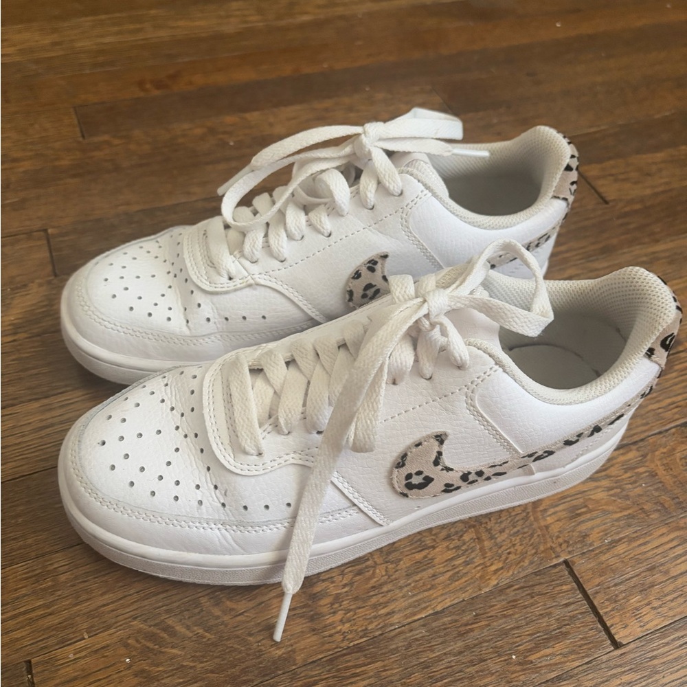 Nike Court leapord print sneakers
